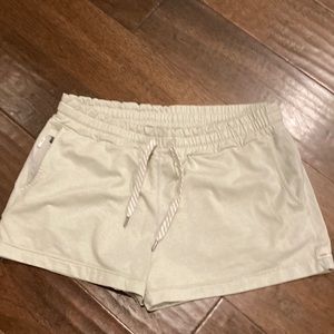 Vuori shorts